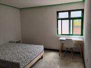 Habitación Cuarto Recamara en RENTA en Casa del Centro...