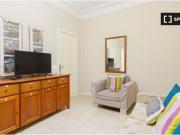 Habitación decorada con calefacción en piso compartido,...