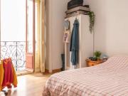 Habitación descarada para alquilar en apartamento de 7...