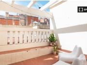 Habitación doble con gran armario en alquiler en piso de...