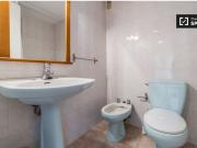 Habitación doble en alquiler en Algiros