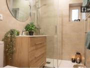 Habitación doble exterior soleada en alquiler en piso de... Habitación doble exterior soleada en alquiler en piso de...