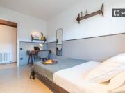 Habitación doble luminosa en alquiler en piso de 7...