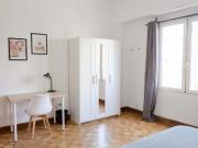 Habitación doble luminosa en Ruzafa