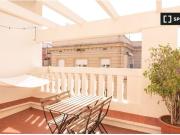 Habitación doble soleada en alquiler en piso de 6...