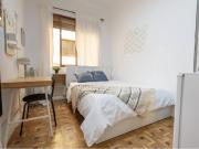 Habitación en alquiler en Calle de Guzmán el Bueno 83