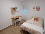 Habitación en alquiler en Doctor Fedriani 41009