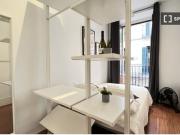 Habitación en alquiler en un apartamento de 3...