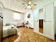 Habitación en apartamento compartido de 3 habitaciones...