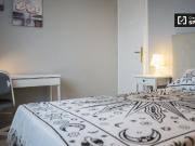 Habitación en apartamento de 3 dormitorios en Horta...