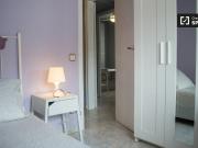 Habitación en apartamento de 3 dormitorios en Horta...