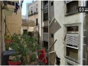 Habitación en apartamento de 5 dormitorios en Barri Gòtic