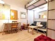 Habitación en apartamento de 5 dormitorios en Barri...