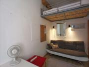 Habitación en apartamento de 5 dormitorios en Barri...