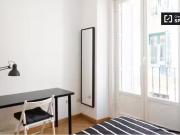 Habitación en apartamento de 7 dormitorios en Lavapiés,...