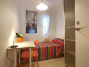 Habitación en apartamento de 7 dormitorios en Puerta del...
