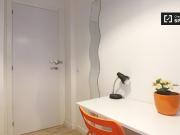 Habitación en apartamento de 7 dormitorios en Puerta del...