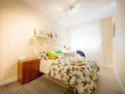 Habitación en Avenida Julián Gaiarre, Txurdinaga