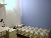 Habitación en Avinguda de la Riera de Cassoles, Vila de...