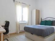 Habitación en Calle Arenas de San Pedro, Campamento