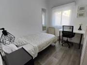 Habitación en Calle de Cayetano Pando, Lucero