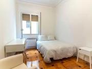 Habitación en Calle de los Desamparados, Cortes