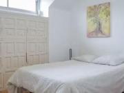 Habitación en Calle del Poeta Joan Maragall, Castillejos