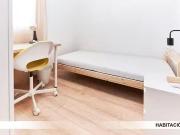 Habitación en Calle Higuera de la Sierra, Cruz Roja...