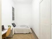Habitación en Carrer de Rocafort, La Nova Esquerra de...