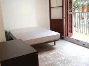 Habitación en Carrer de Roger de Flor, Dreta de... Habitación en Carrer de Roger de Flor, Dreta de...