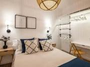 Habitación en Carrer del Beat Simó, El Gòtic