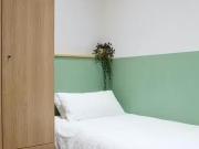 Habitación en Carrer del Comte Borrell, La Nova Esquerra... Habitación en Carrer del Comte Borrell, La Nova Esquerra...