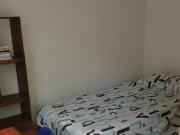 Habitación en casa compartida con baño privado