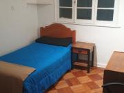 Habitación en casa, gente muy amable y educada, similares Habitación en casa, gente muy amable y educada, similares