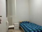 Habitación en Gran Via de les Corts Catalanes, Dreta de...