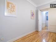 Habitación en piso compartido de 13 habitaciones en...