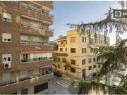 Habitación en piso compartido de 16 habitaciones en...