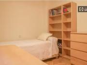 Habitación en piso compartido de 3 habitaciones en...