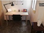 Habitación en piso compartido de 3 habitaciones en...