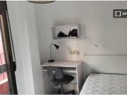 Habitación en piso compartido de 3 habitaciones en...