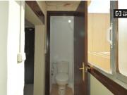 Habitación en piso compartido de 3 habitaciones en...