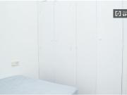 Habitación en piso compartido de 3 habitaciones en...