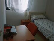 Habitación en piso compartido de 3 habitaciones en...