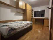 Habitación en piso compartido de 3 habitaciones,...