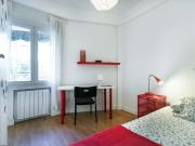 Habitación en piso compartido de 4 camas, Embajadores,...