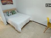 Habitación en piso compartido de 4 habitaciones, Casería...