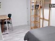 Habitación en piso compartido de 4 habitaciones El Grau,...