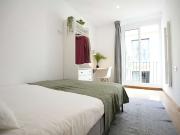 Habitación en piso compartido de 4 habitaciones, El...