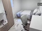Habitación en piso compartido de 4 habitaciones en...
