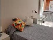 Habitación en piso compartido de 4 habitaciones en...